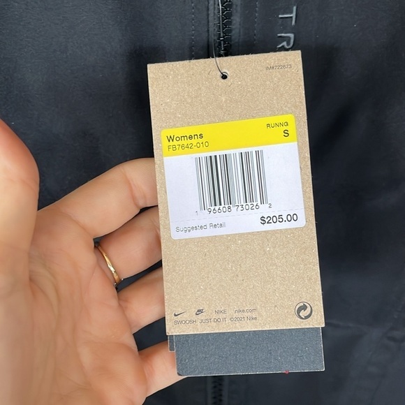 Brand New Nike Black Trail GORE-TEX INFINIUM Running Jacket Loose Fit Packable - Picture 9 of 16